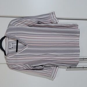 Liz Claiborne  3/4 sleeve top w/shimmer size PS